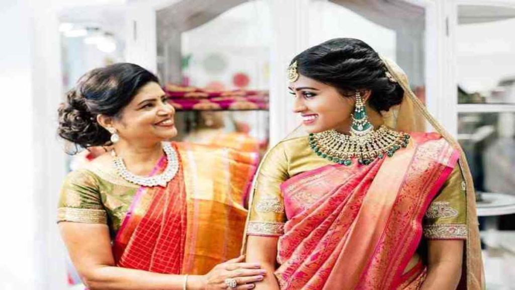 How to Get Ready For a Wedding Party in Saree
