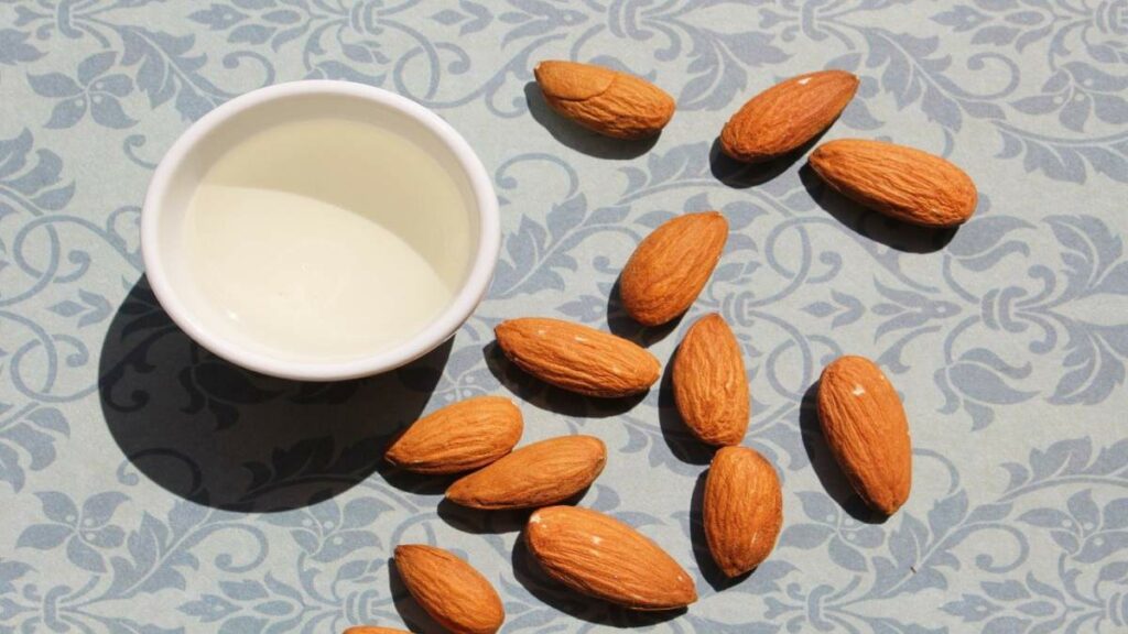 Yogurt And Almond