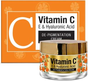 StBotanica Vitamin C, E & Hyaluronic Acid Depigmentation Cream