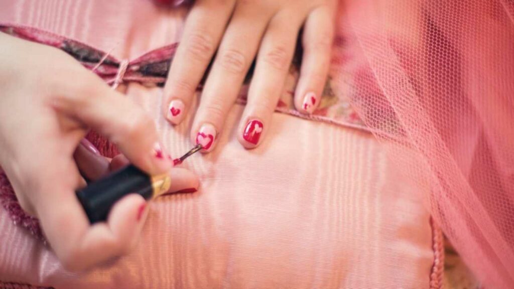 tips and tricks to dry nail polish faster
